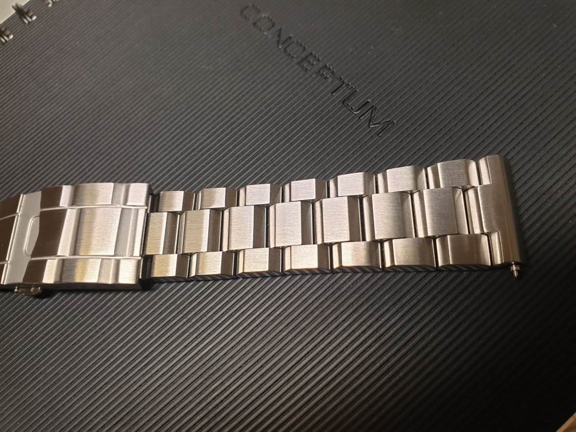 SOLD Strapcode 20mm Hexad Oyster 316L Stainless Steel Bracelet