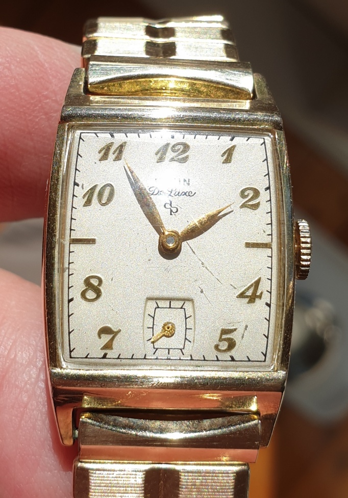 1948 Elgin Deluxe 558 (1).jpg