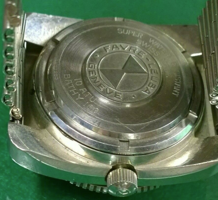 Bathy 160 Caseback.png