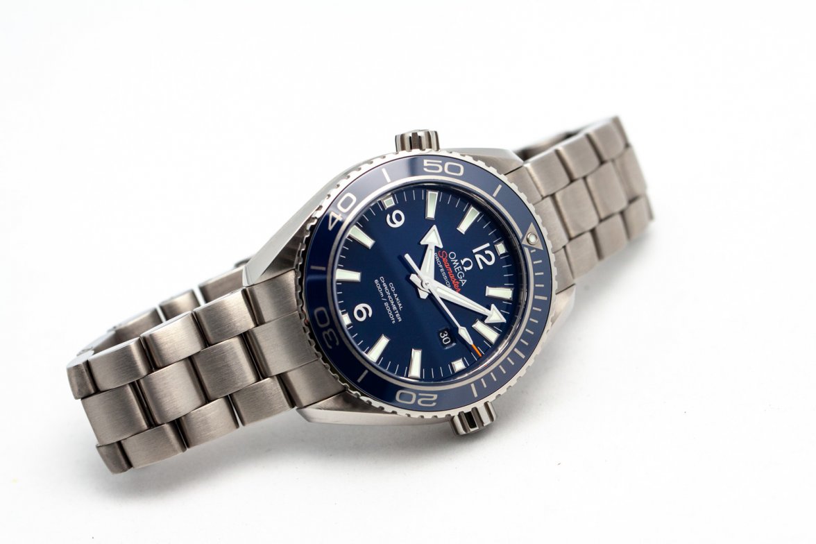 Omega Planet Ocean 38 Blue (4 of 13).jpg