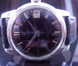 SM 503 black dial front LR.jpg