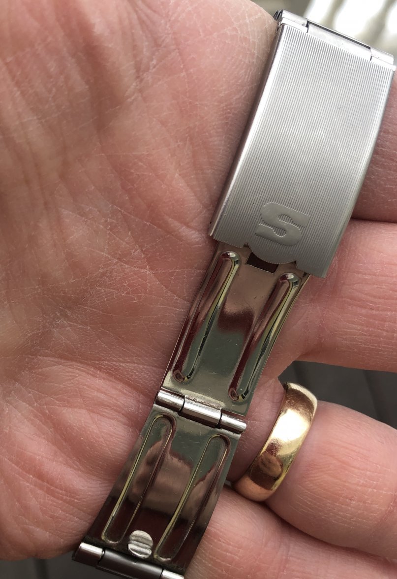 8F44E198-EF2E-426B-AFC3-DD798BEF1566.jpeg 8F44E198-EF2E-426B-AFC3-DD798BEF1566.jpeg