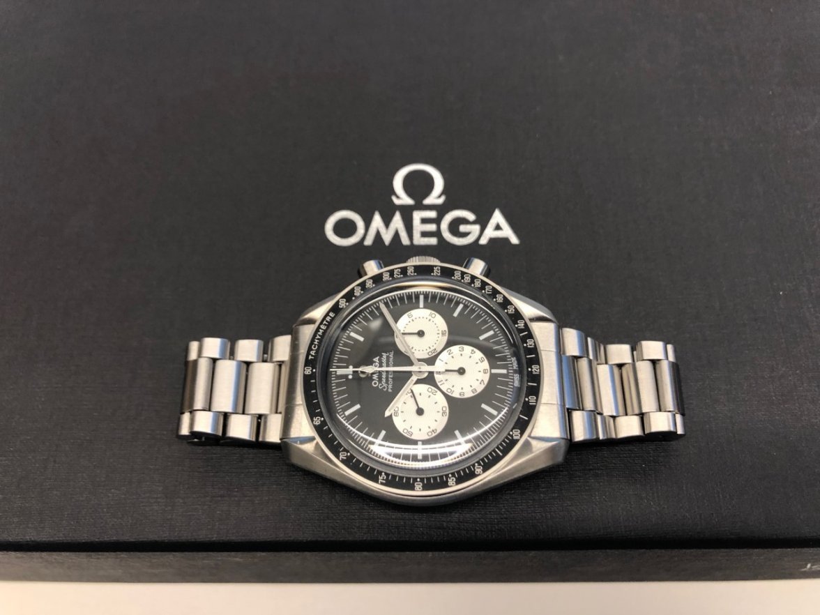 omega speedmaster st1