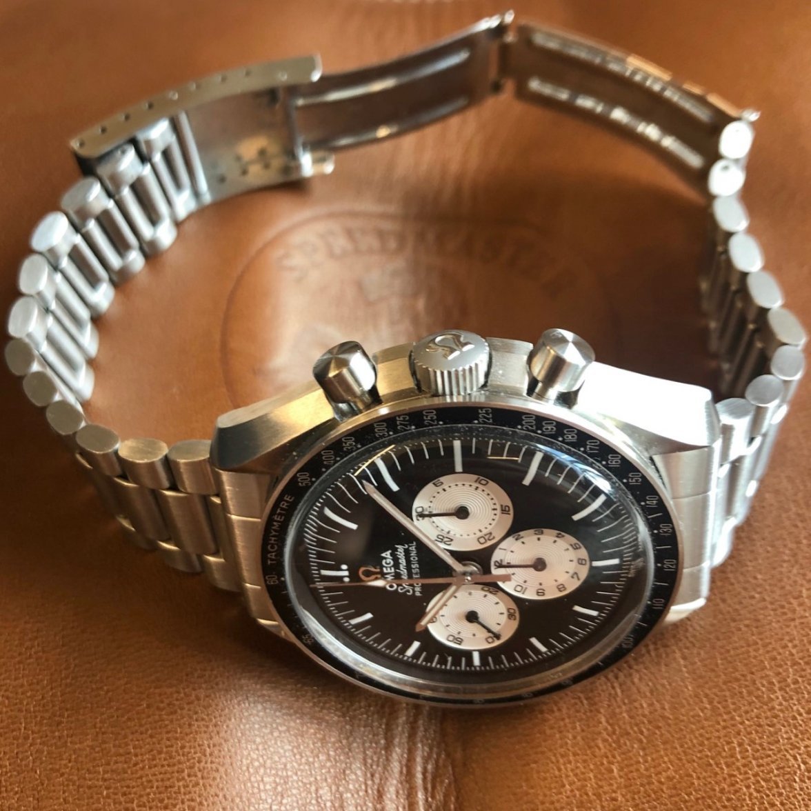 omega speedmaster st1