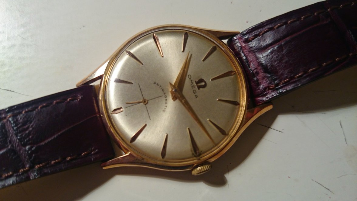 old Omega Antimagnetic 18k 0.750 