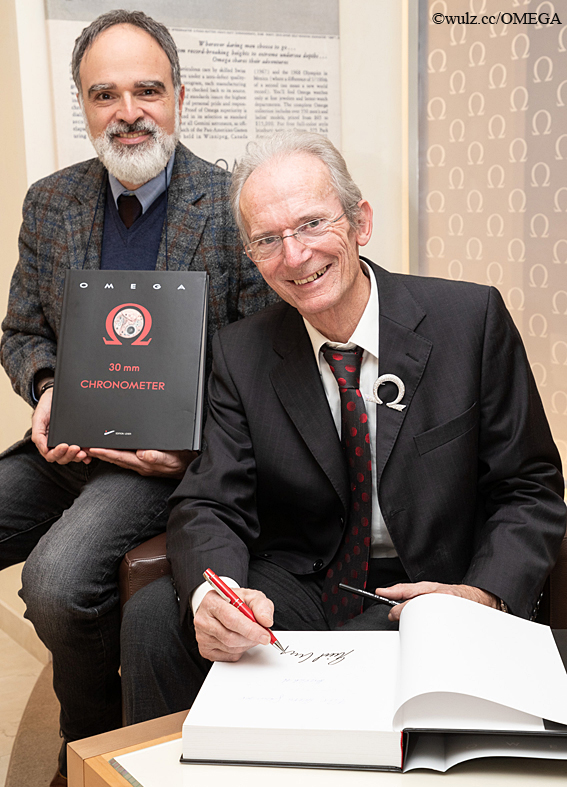 sign_mit_Petros Kopie.jpg