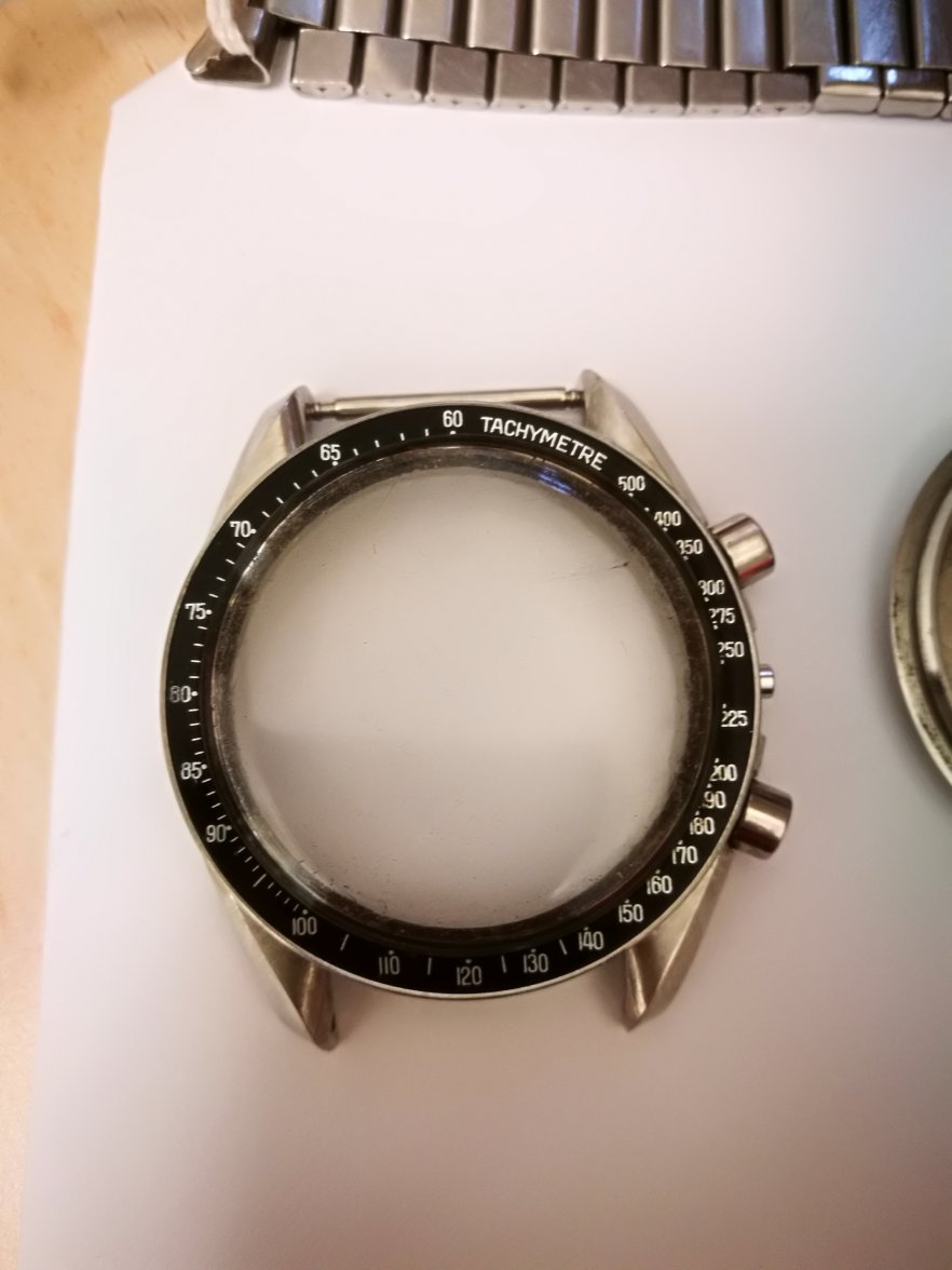 does galaxy watch active work with iphone