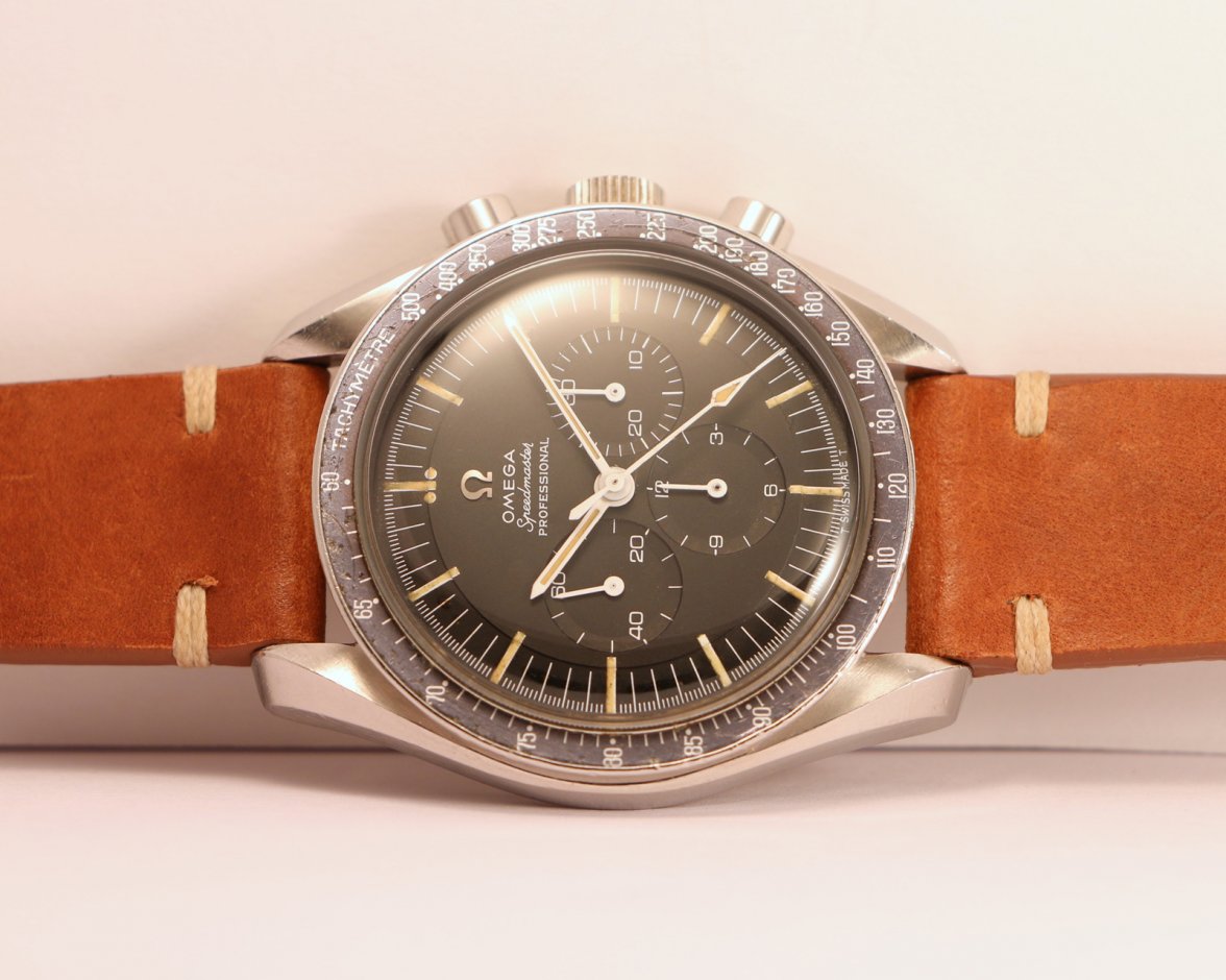 Omega-speedmaster-105012-64-2.jpg Omega-speedmaster-105012-64-2.jpg