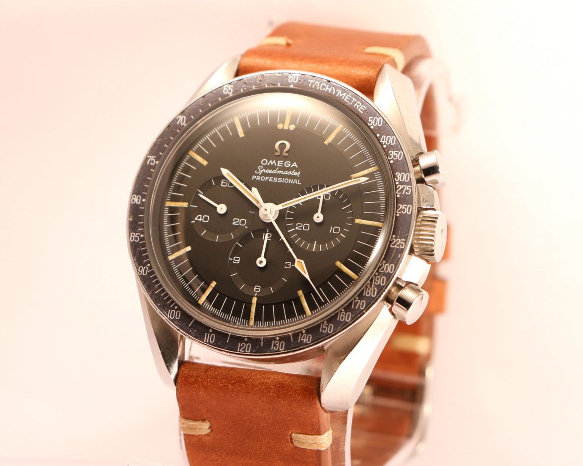 Omega-speedmaster-105012-64-8.jpg Omega-speedmaster-105012-64-8.jpg