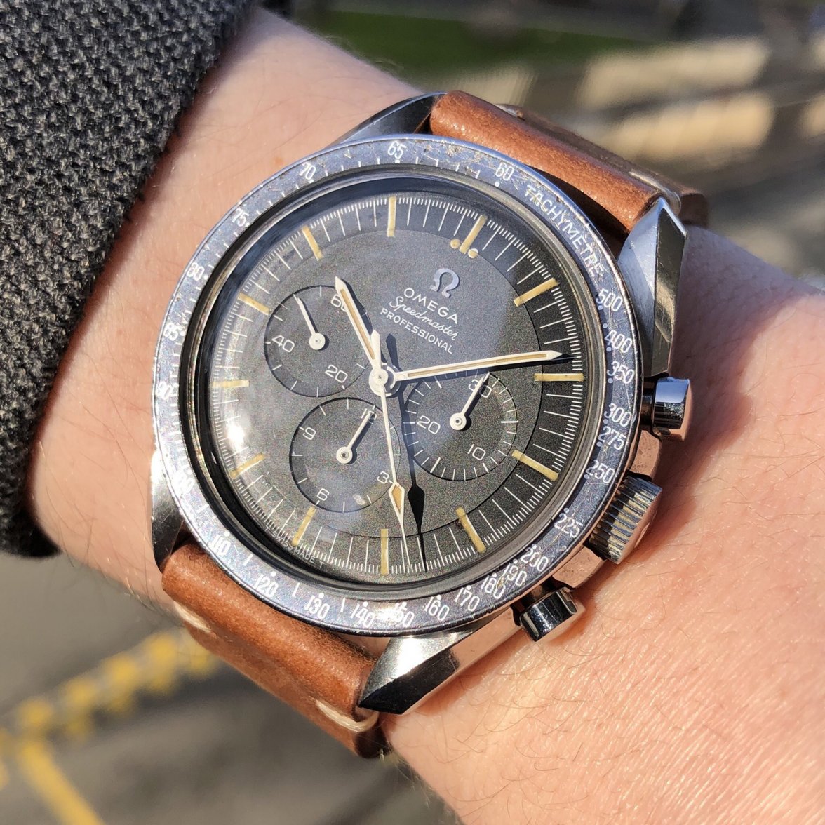Omega-speedmaster-105012-64-18.jpeg Omega-speedmaster-105012-64-18.jpeg