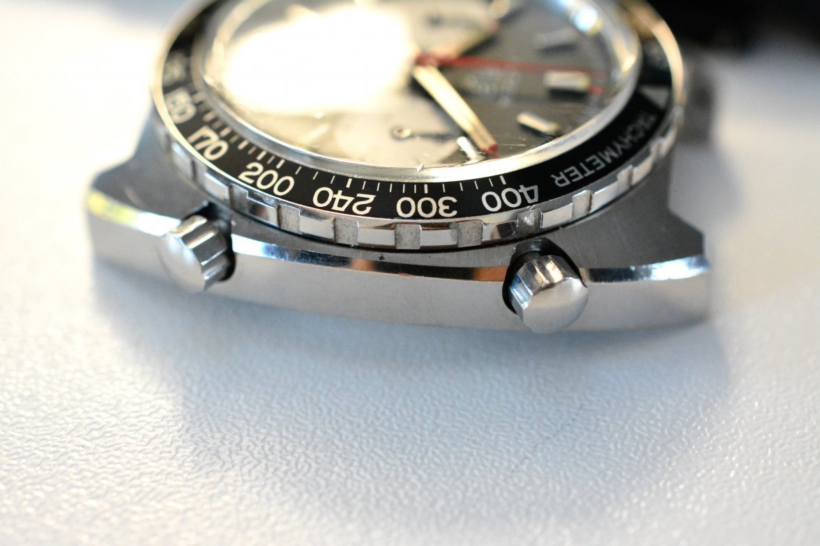 Heuer 1163 pre-Viceroy - right crown 2.jpg Heuer 1163 pre-Viceroy - right crown 2.jpg