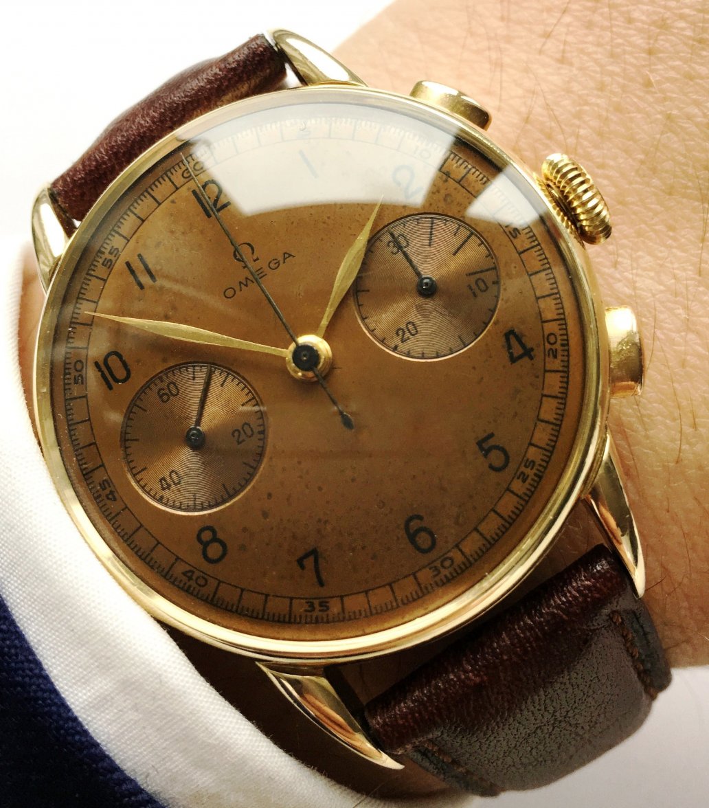 Omega-Solid-Gold-33.3-Chronograph-a1572-1.jpg