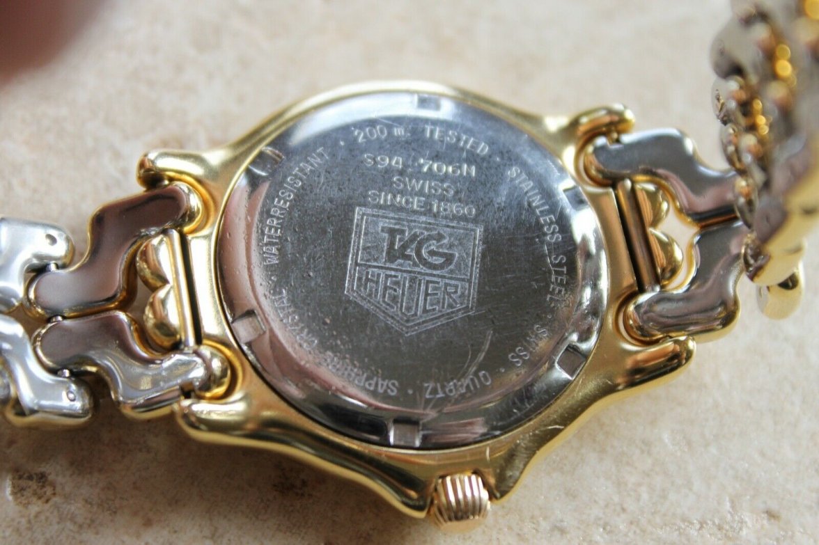 Tag heuer WG1130 back.jpg