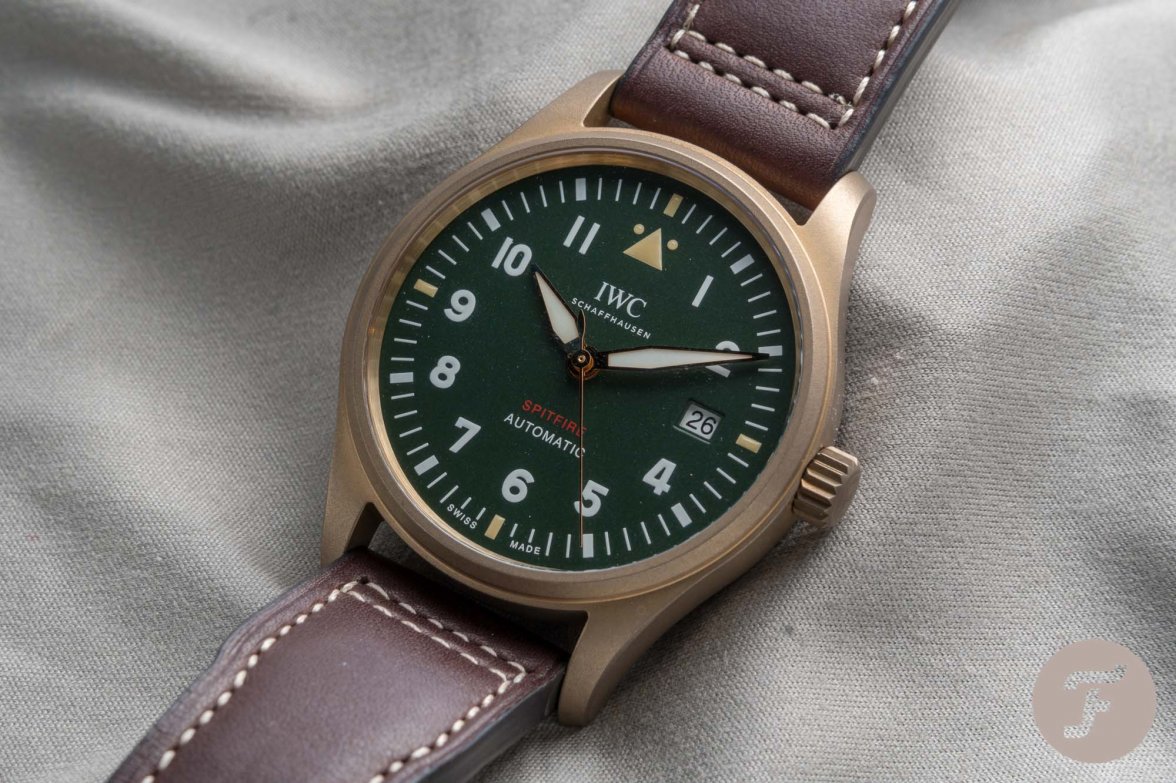 IWC-Pilot’s-Automatic-Spitfire-IW326802.007-1.jpg