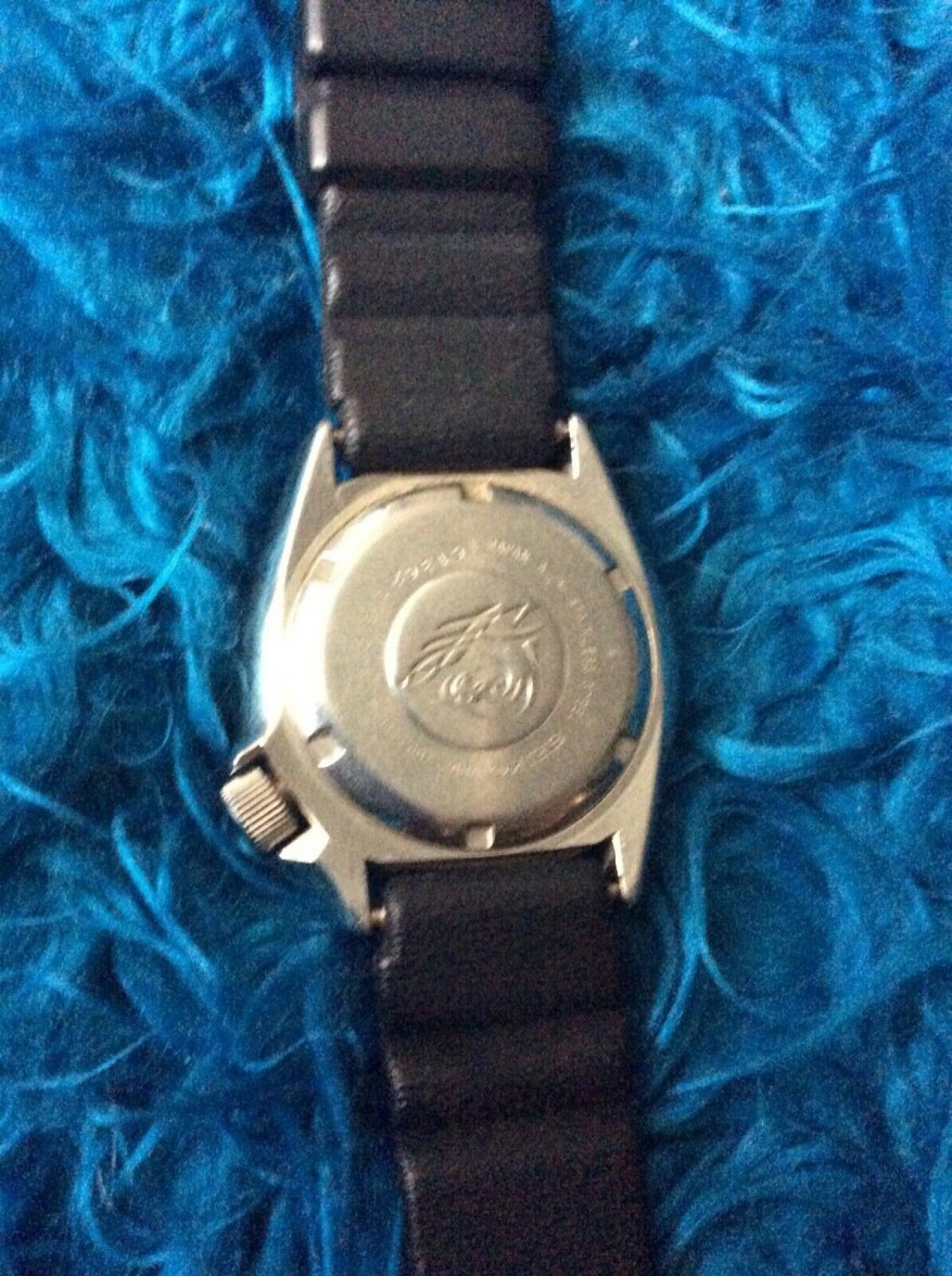 SeikoDiver 7002-700JBack.jpg