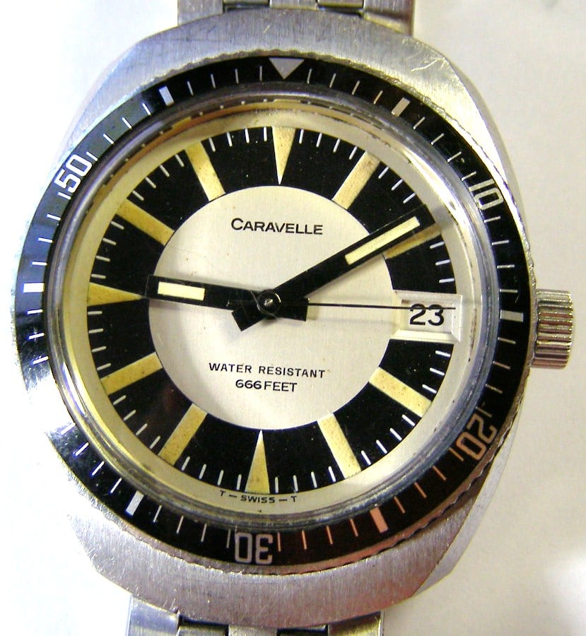 Caravelle Diver Yellow 1.jpg