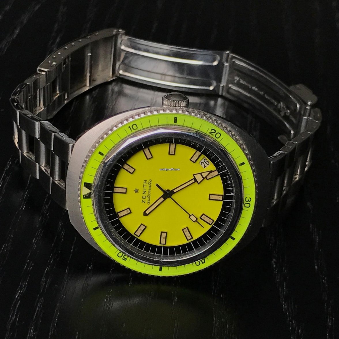 zenith-diver-1000m-a3637.jpg