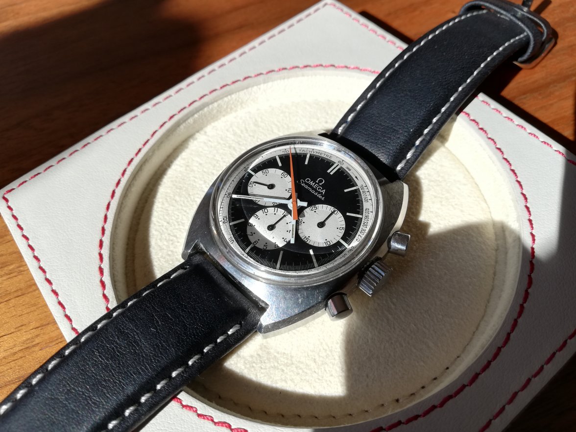SOLD - Omega Seamaster Reverse Panda 145.016-68 | Omega Forums