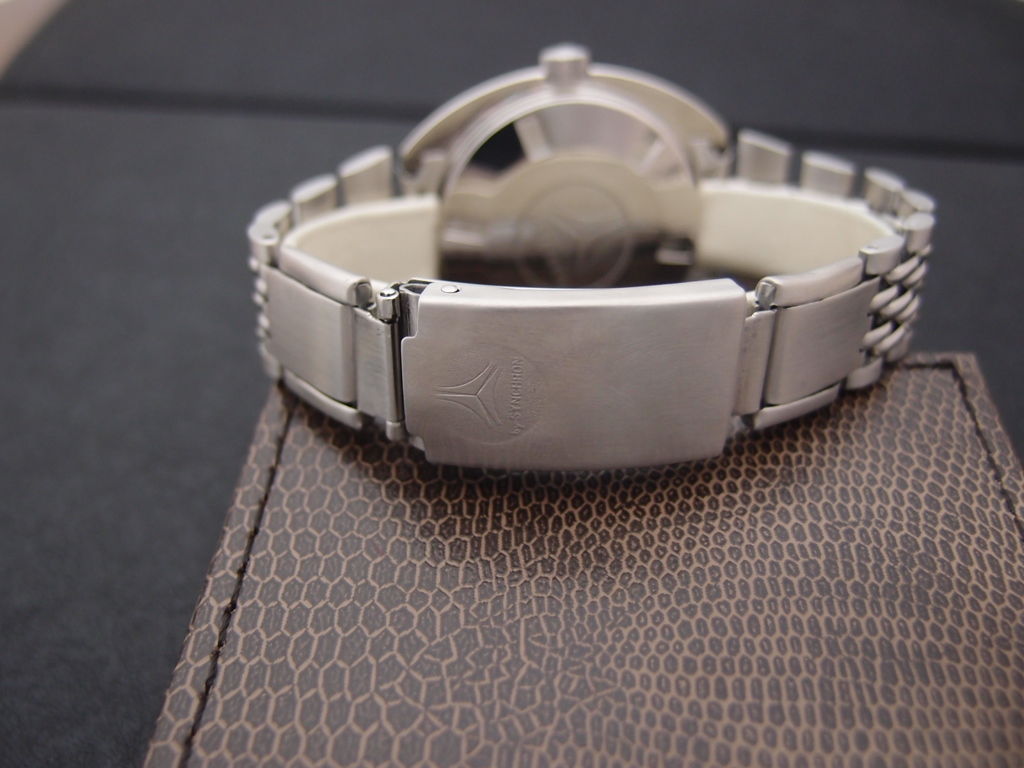 DOXA by Synchron SUB 300T DivingStar 43mm Automatic Date Yellow dial 3.jpg