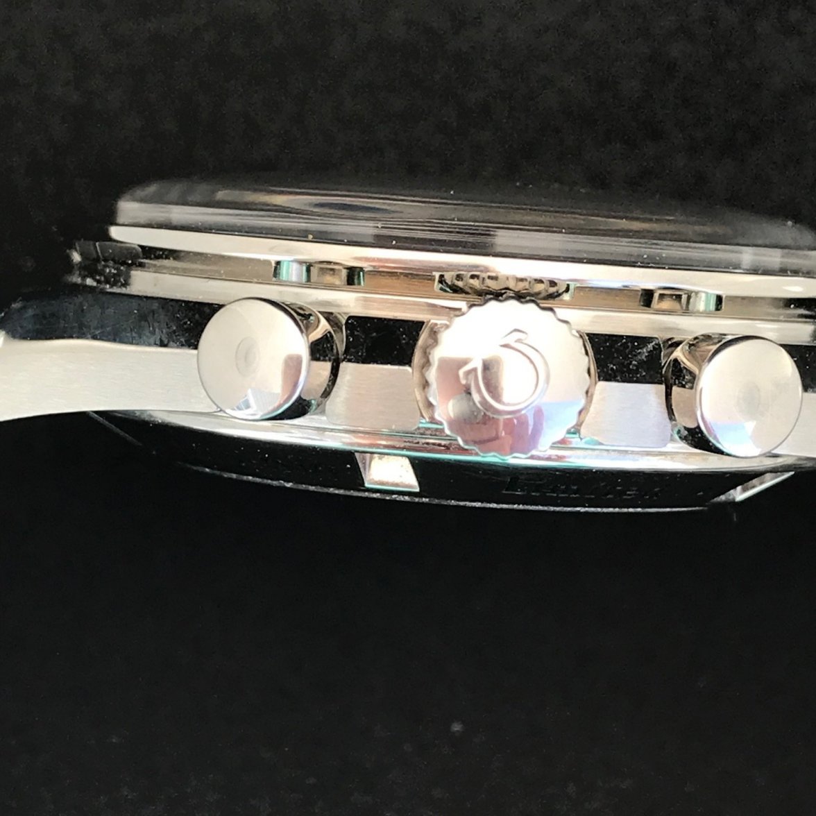 omega apollo 13 35th anniv crown 2.jpg omega apollo 13 35th anniv crown 2.jpg