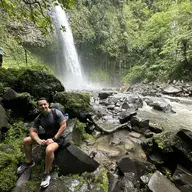 TravelingNomad77